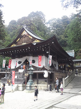 日牟禮八幡宮